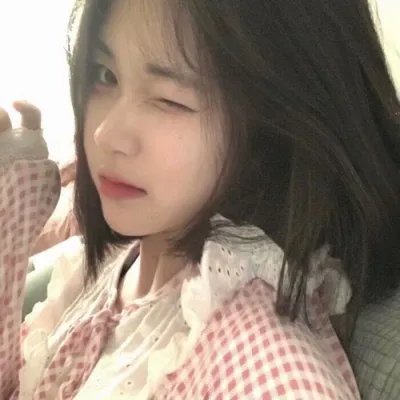 在她们眼中